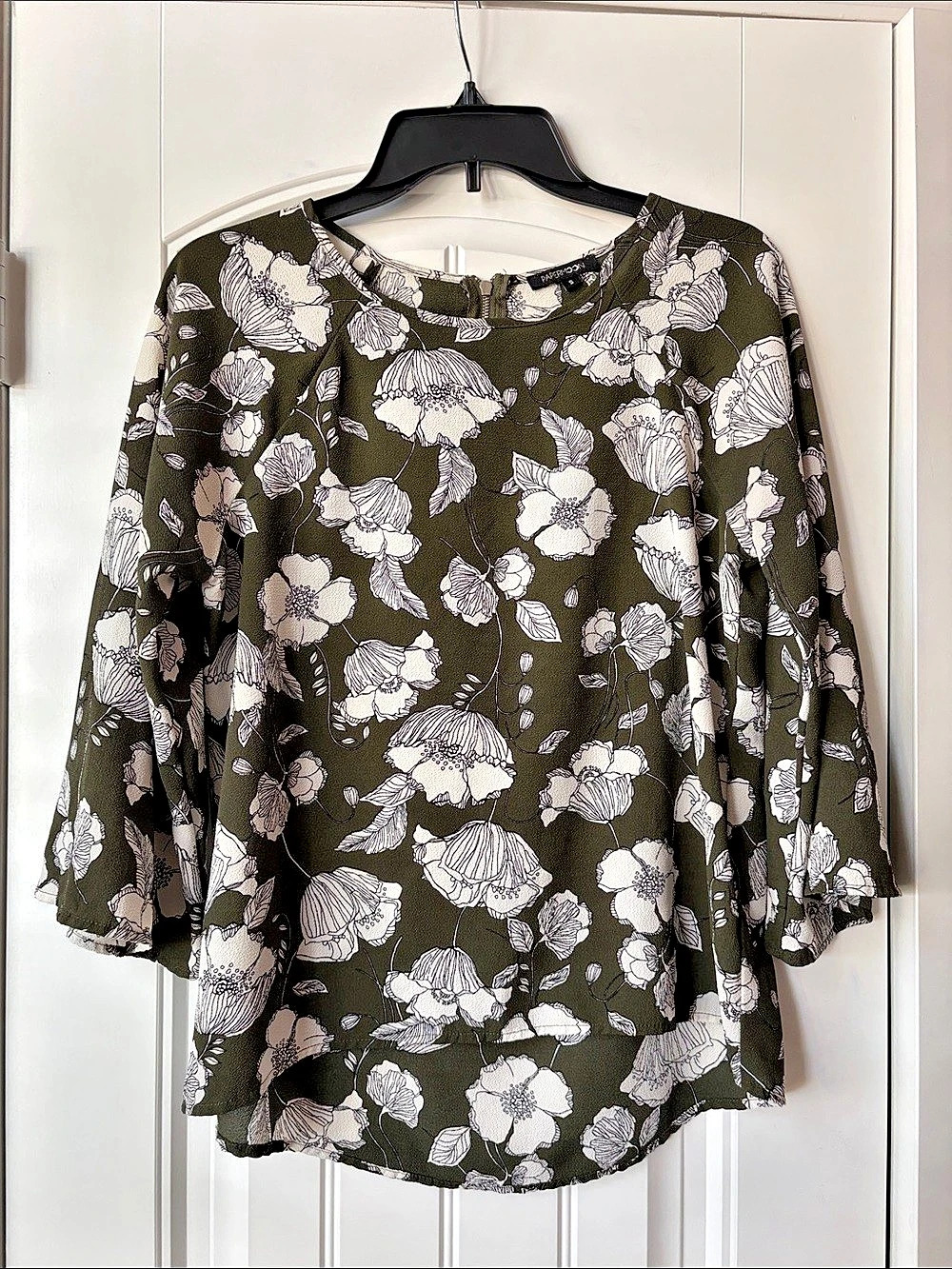 Papermoon Olive Green Floral Print Back Zip Blouse Small Like New